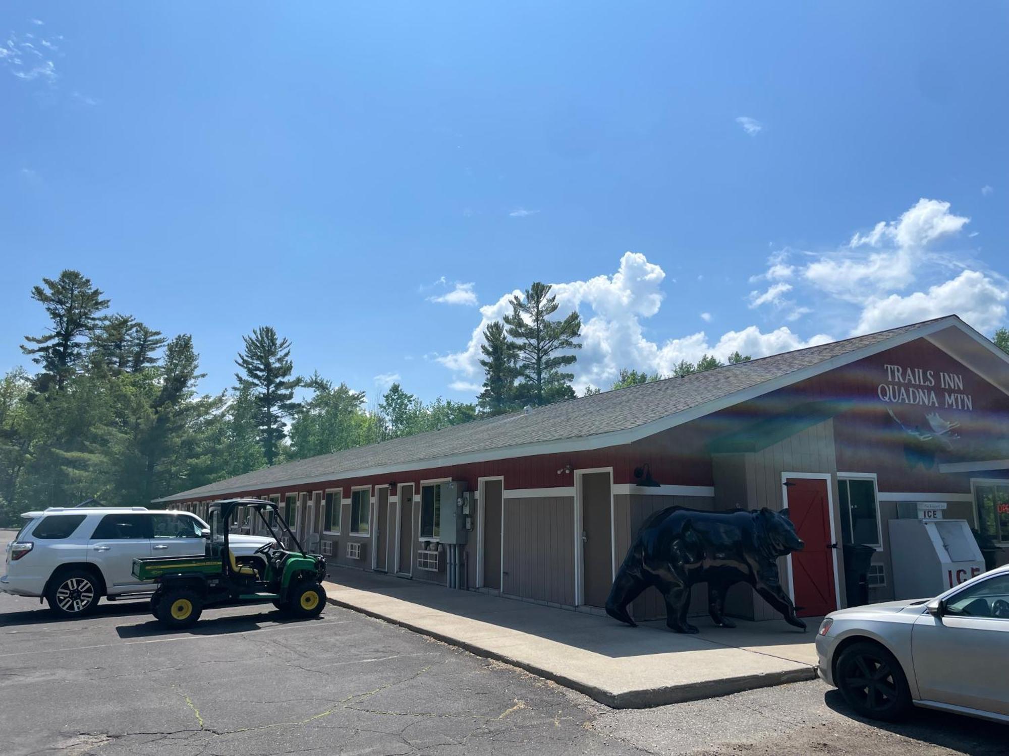 Trails Inn Quadna Mountain Motel & Rv Park Hill City Экстерьер фото